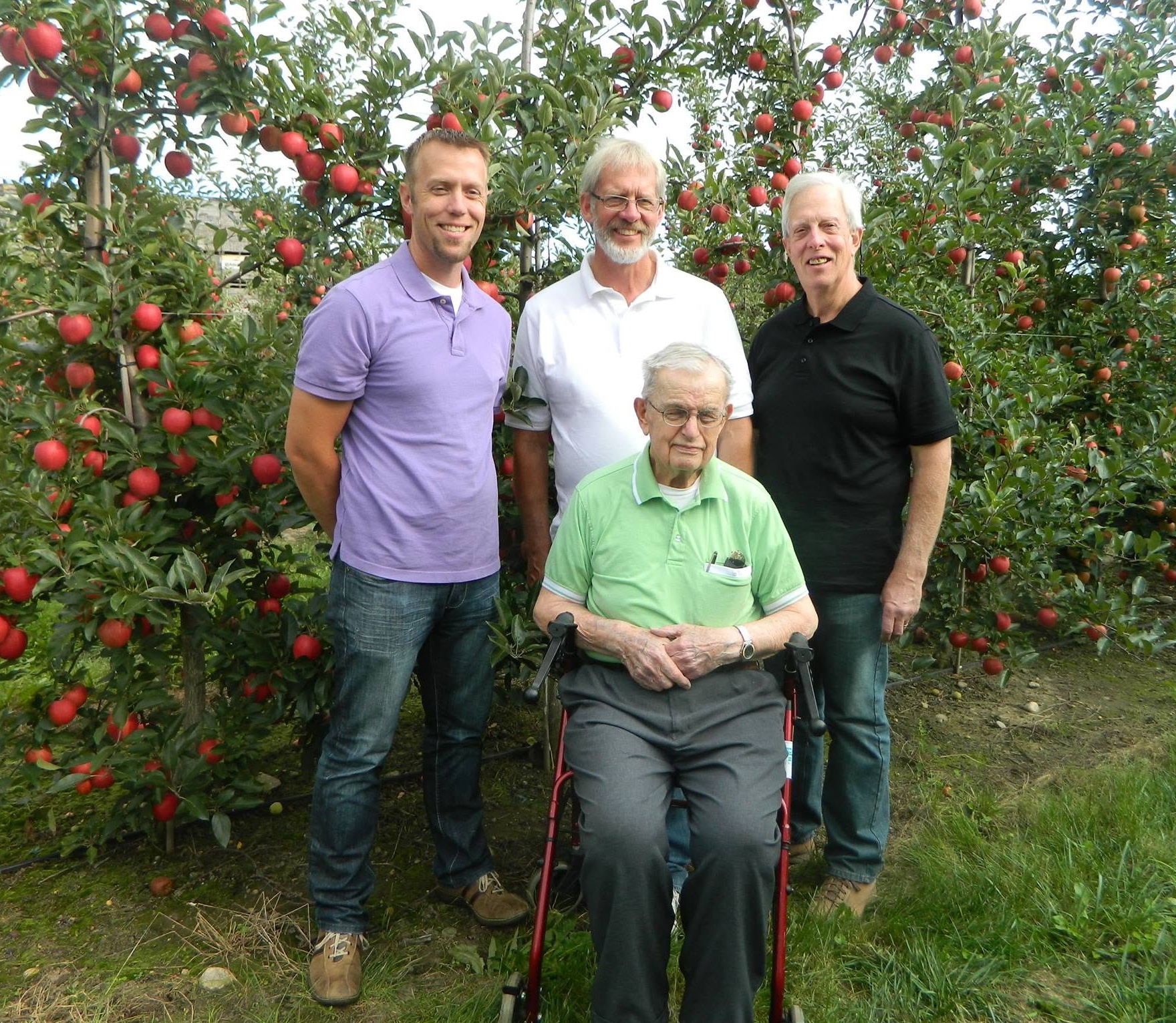 roossink family orchards fb profile pic