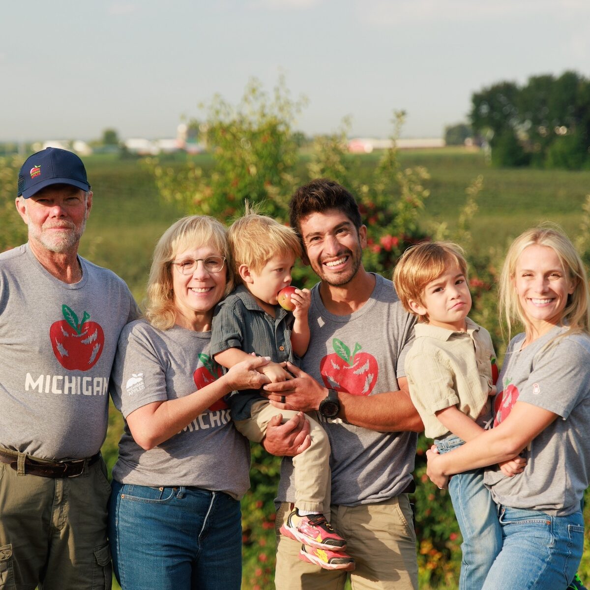 Joe Rasch Orchards Family Photo